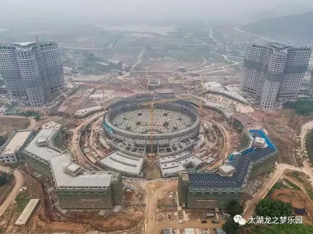 【行业资讯】太湖龙之梦乐园大马戏城完成钢结构封顶
