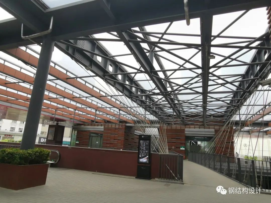 【案例赏析】上海中信广场钢结构造型