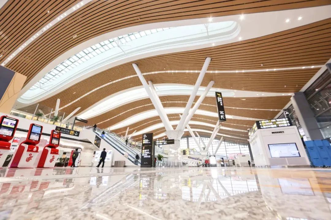 贵阳龙洞堡国际机场T3航站楼正式启用