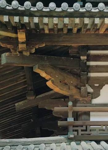 日本最古老的木塔——法隆寺五重塔建造过程