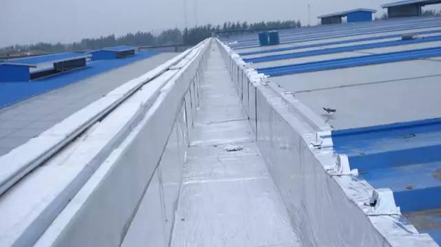 【钢结构】浅析屋面天沟制作安装中的七大常见问题！