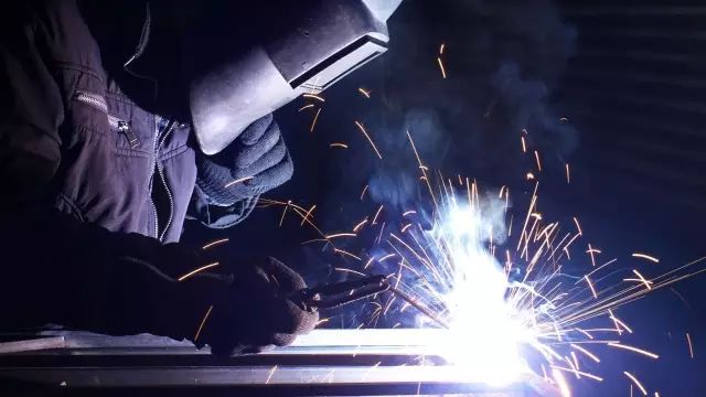 【行业知识】焊条电弧焊的操作技巧与禁忌