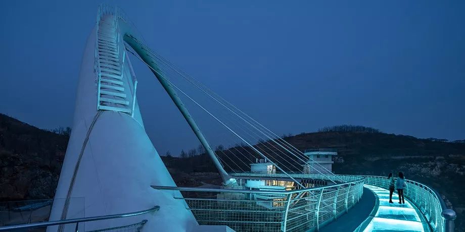 【案例解析】荣获世界结构大奖的潭溪山高空玻璃桥设计干货来了！