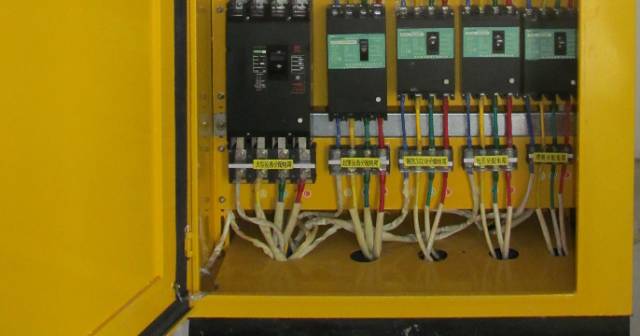 施工现场如何安全设置三级配电及二级漏保？这样就清楚了！