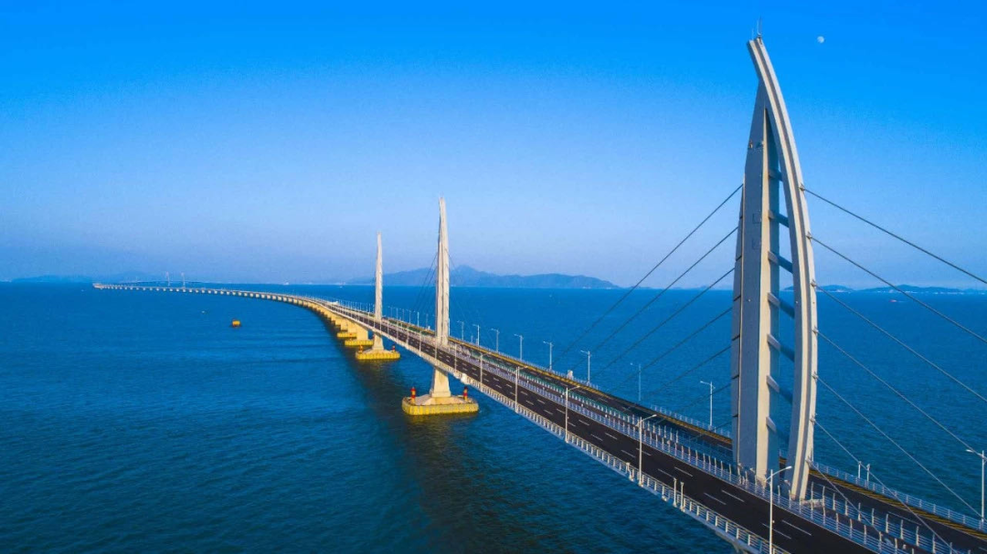 港珠澳大桥钢结构工程，荣获国际焊接最高奖，继2010年北京“鸟巢”之后，我国再次获得国际焊接最高奖项