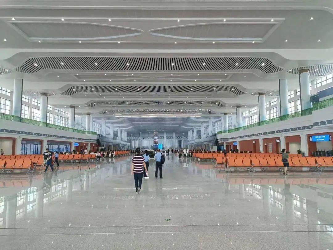 全国规模最大站改项目--株洲站东站房顺利开通启用