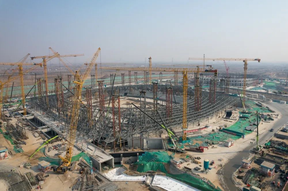 4700吨钢结构屋盖圆满提升，雄安体育中心 体育场钢结构屋盖圆满提升
