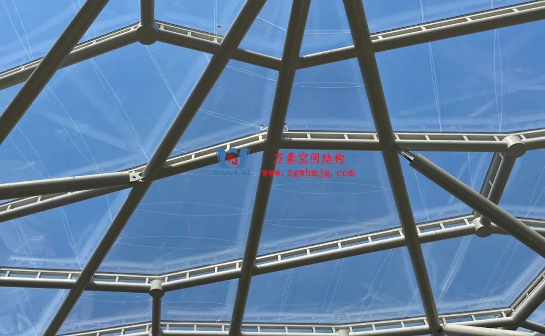 7000平米ETFE气枕膜结构，合肥文一塘溪津门天幕钢结构及ETFE气枕膜工程