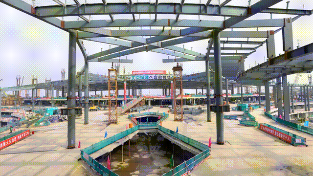 8660吨4.3万平方米钢结构屋盖一体化提升，全国之最，合肥新桥国际机场T2航站楼工程主楼钢结构屋盖整体提升成功