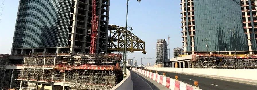 226米长13000吨连廊突破工程极限，迪拜造世界最长悬臂建筑