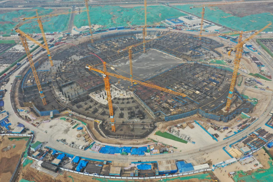 山东省首个6万座足球场冲出正负零，黄河体育中心专业足球场项目正式进入主体施工阶段